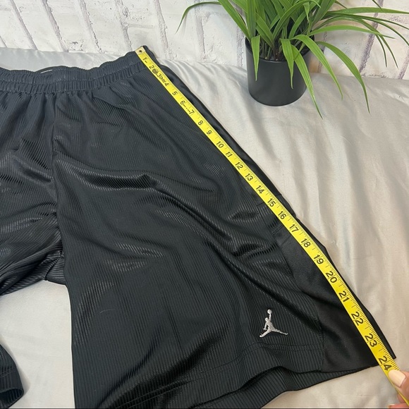 Nike Air Jordan Sri-fit black mesh stripes black basketball shorts - Picture 7 of 11